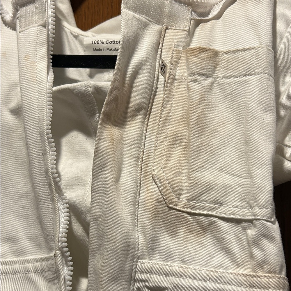 Kids White Protective Beekeeper Suit with Gloves - Picture 4 of 9